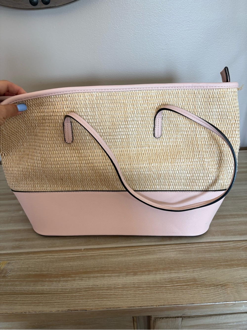 Izzy & Ali Pink Straw Tote Bag with Pale Pink Trim